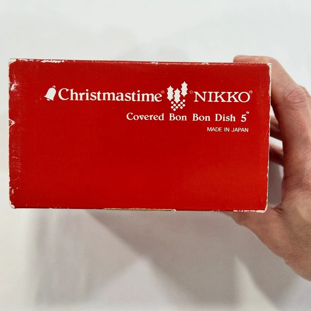 Nikko Christmastime Covered Bon Bon Dish‎ 5in White Christmas Tree